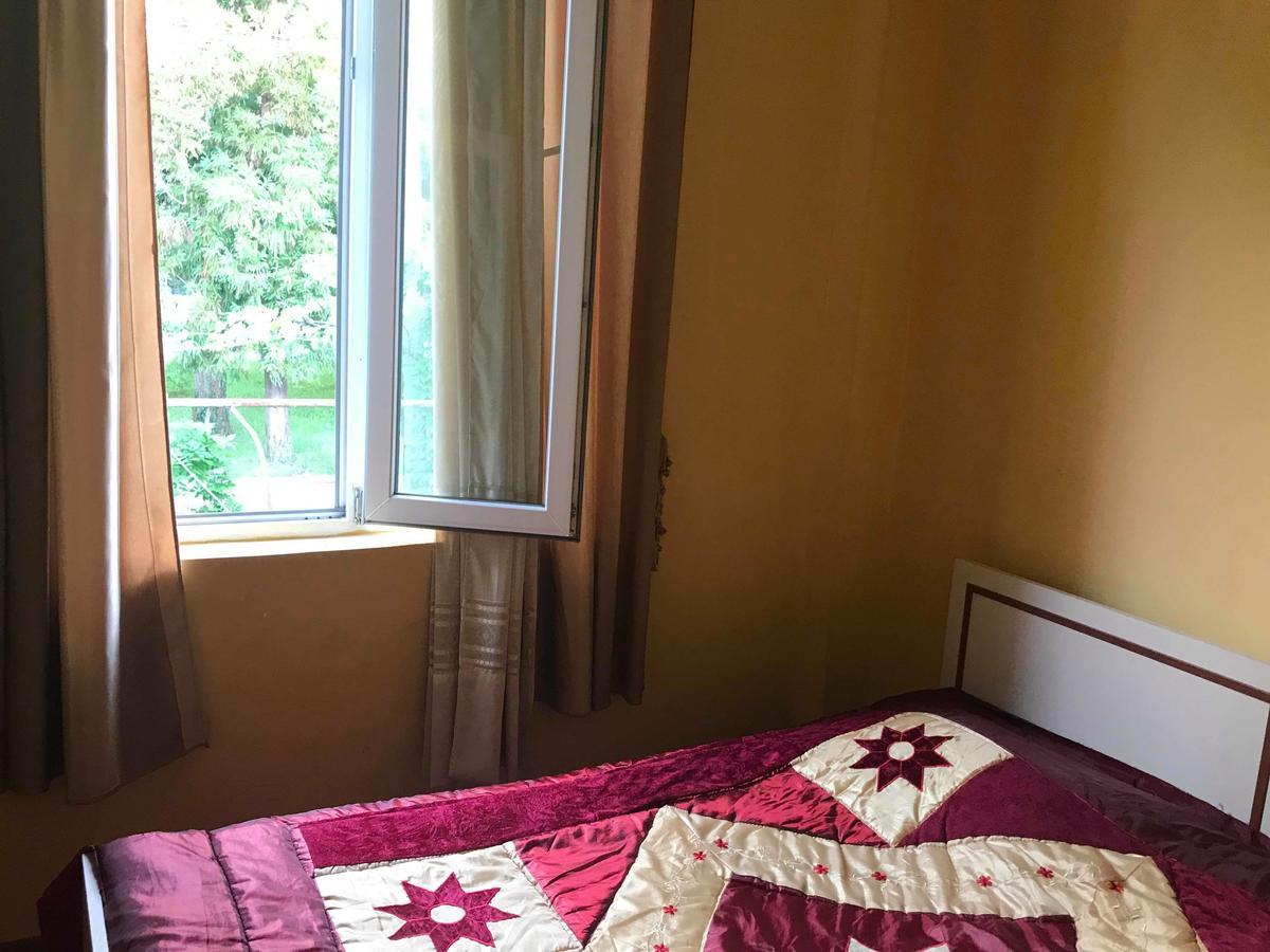 Anna Hostel Кобулеті Екстер'єр фото