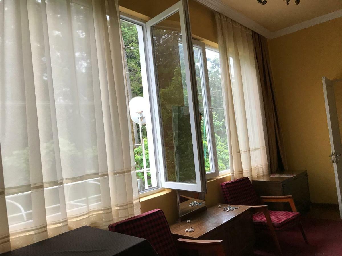 Anna Hostel Кобулеті Екстер'єр фото