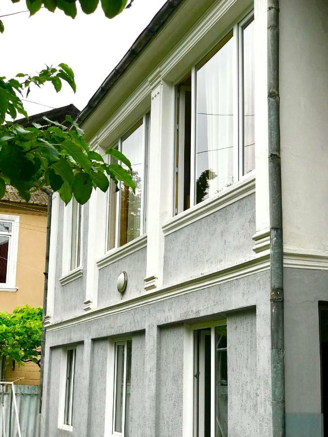 Anna Hostel Кобулеті Екстер'єр фото