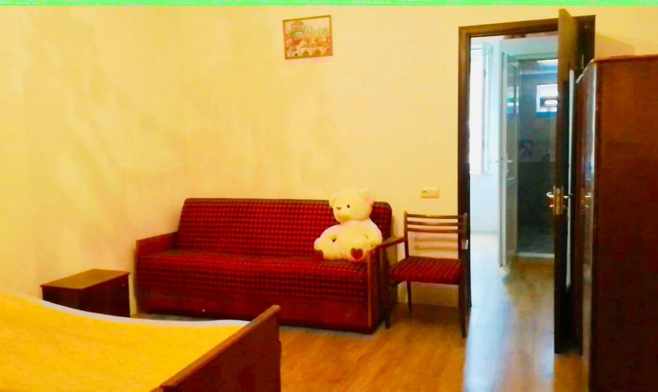 Anna Hostel Кобулеті Екстер'єр фото